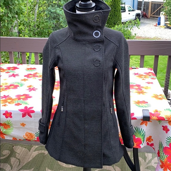 lululemon audrey jacket